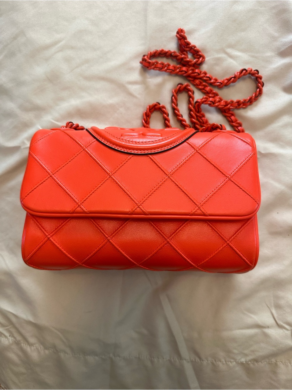 Tory Burch Fleming Quilted Chain-Handle Shoulder Bag in Coral Red